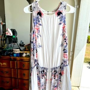 Forever 21 Contemporary Floral Dress